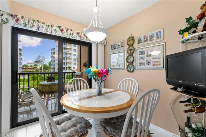 Dinette area, high impact sliders on lanai