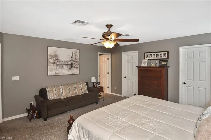 11562  Lake Cypress  LOOP, Fort Myers, FL 33913
