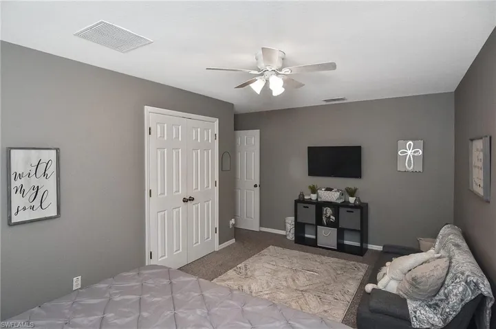 11562  Lake Cypress  LOOP, Fort Myers, FL 33913
