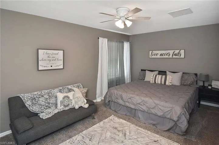 11562  Lake Cypress  LOOP, Fort Myers, FL 33913