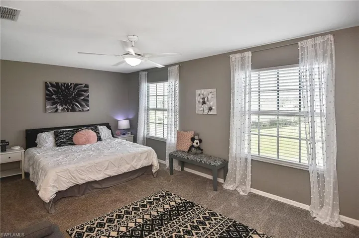 11562  Lake Cypress  LOOP, Fort Myers, FL 33913