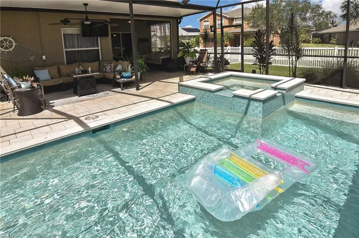 11562  Lake Cypress  LOOP, Fort Myers, FL 33913