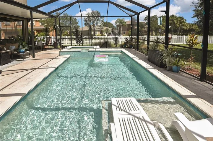 11562  Lake Cypress  LOOP, Fort Myers, FL 33913