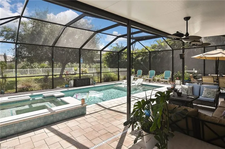 11562  Lake Cypress  LOOP, Fort Myers, FL 33913