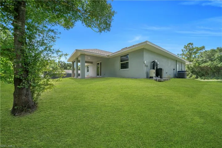 1605 E 6th St, Lehigh Acres, Florida 33972