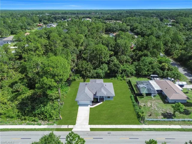 1605 E 6th St, Lehigh Acres, Florida 33972