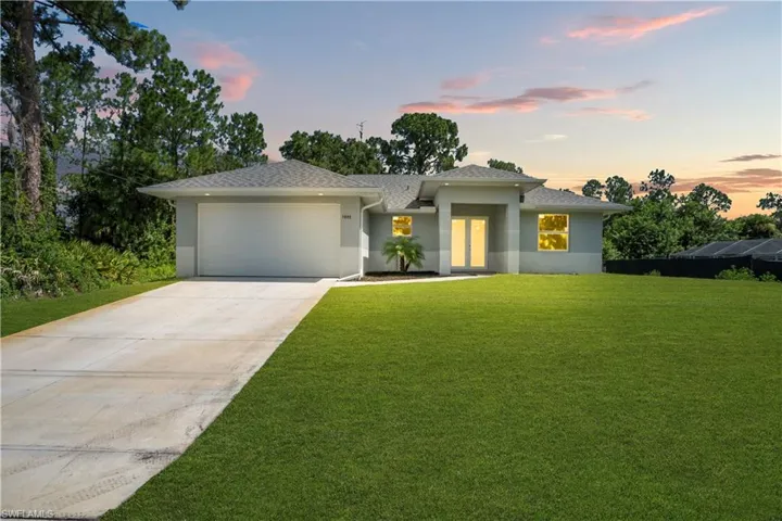 1605 E 6th St, Lehigh Acres, Florida 33972