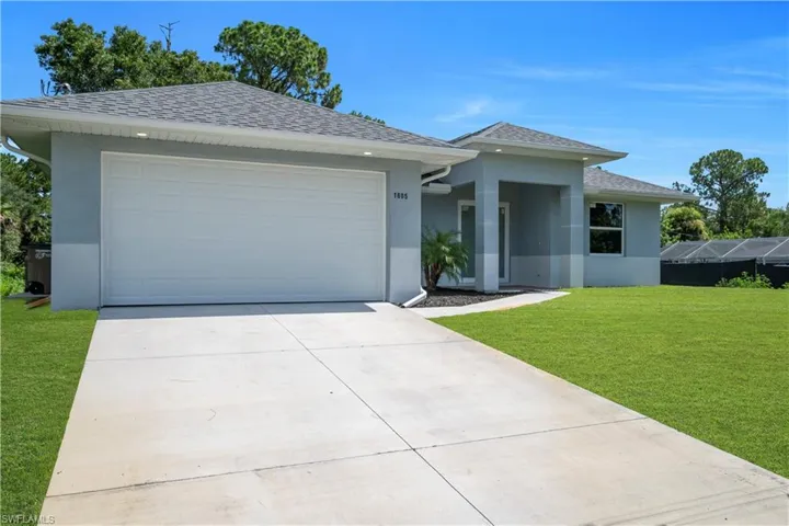 1605 E 6th St, Lehigh Acres, Florida 33972