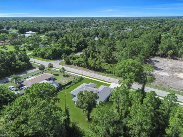 1605 E 6th St, Lehigh Acres, Florida 33972