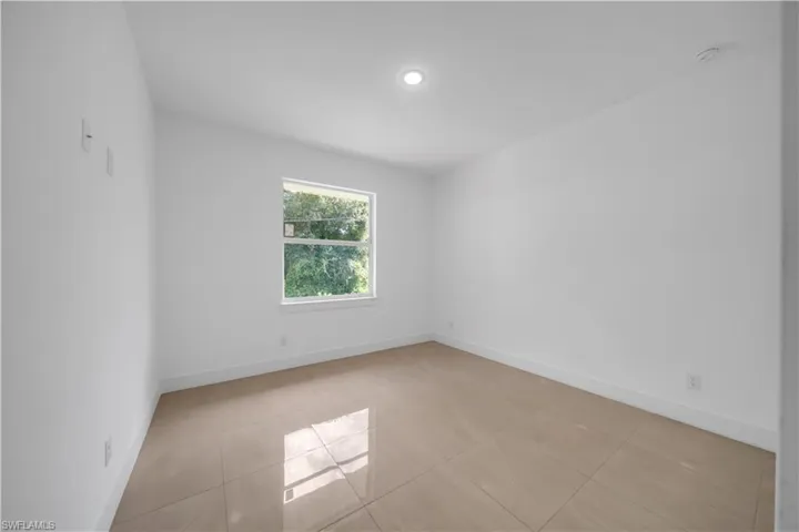 1605 E 6th St, Lehigh Acres, Florida 33972