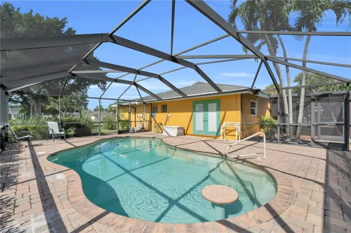 1359  Tanglewood  PKWY, Fort Myers, FL 33919