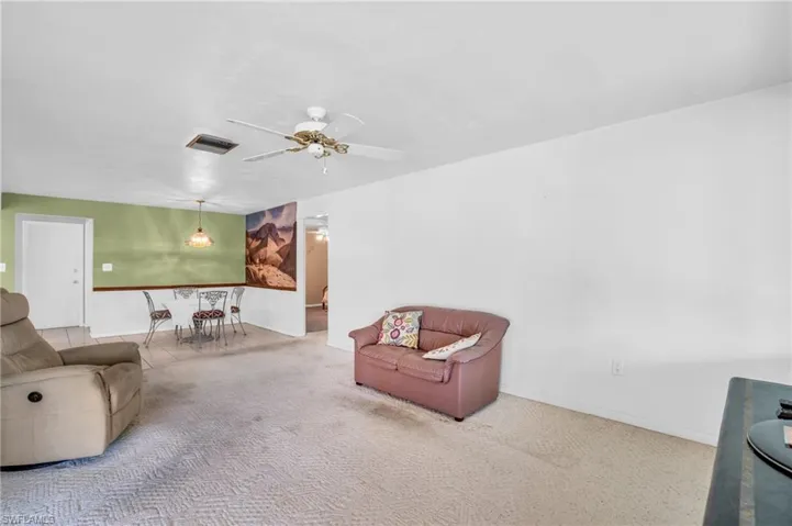 1359  Tanglewood  PKWY, Fort Myers, FL 33919