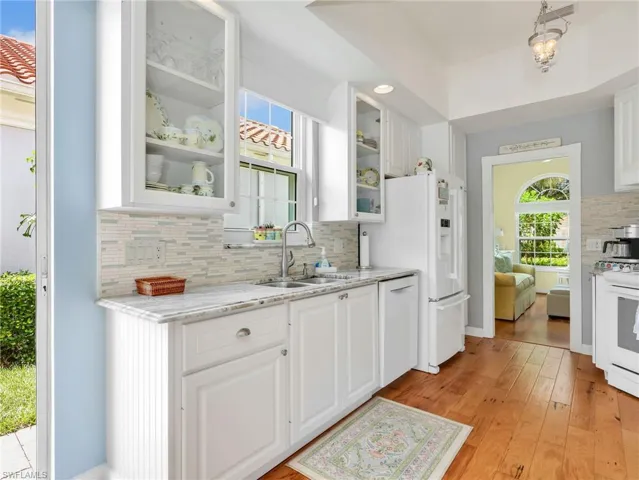 5284 Hawkesbury Way, Naples, Florida 34119