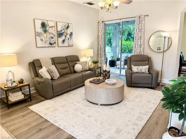868 Summerfield Dr, Naples, Florida 34120