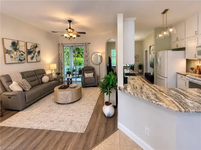 868 Summerfield Dr, Naples, Florida 34120