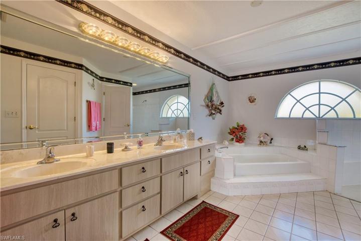 4608 SW 25th CT, CAPE CORAL FL 33914