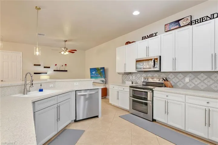 14611  Indigo Lakes  CIR, Naples, FL 34119
