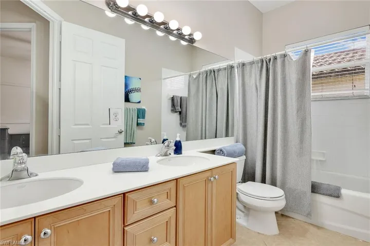 14611  Indigo Lakes  CIR, Naples, FL 34119