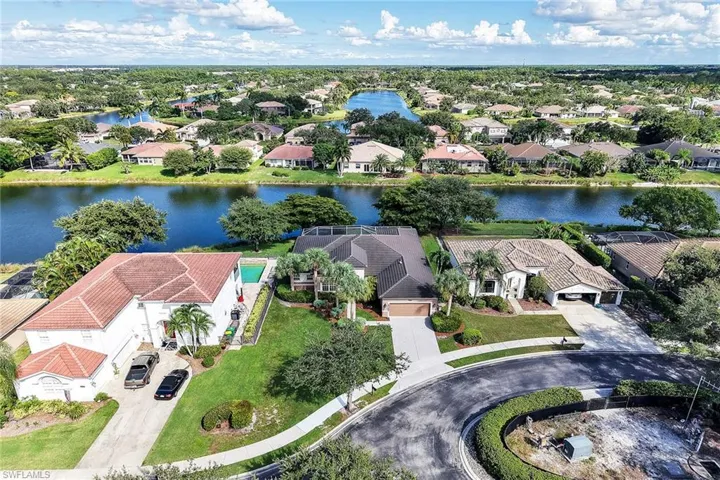 14611  Indigo Lakes  CIR, Naples, FL 34119