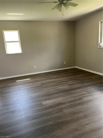 1923 NE 4th  TER, Cape Coral, FL 33909