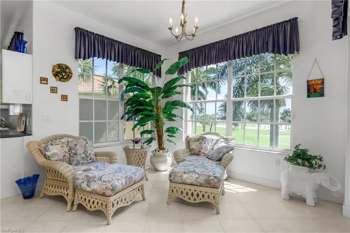 Breakfast Nook or Sitting Area