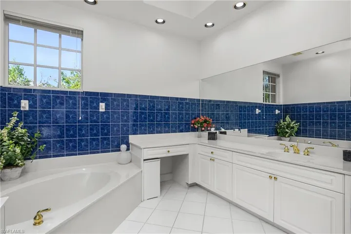 Owner's Bathroom