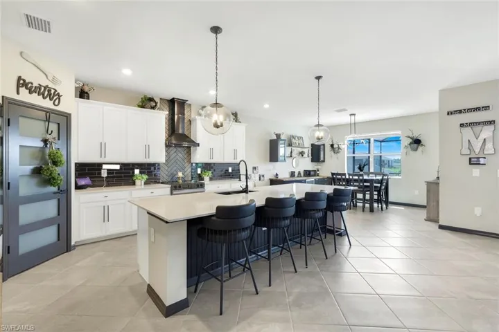 18821 Shimmer Dawn Ct, North Fort Myers, Florida 33917