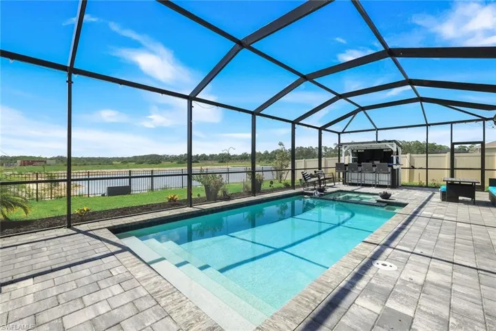 18821 Shimmer Dawn Ct, North Fort Myers, Florida 33917
