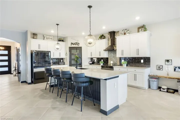 18821 Shimmer Dawn Ct, North Fort Myers, Florida 33917