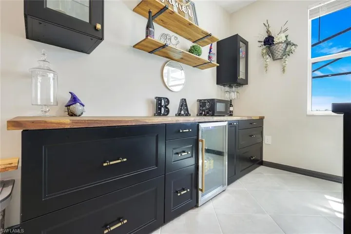 18821 Shimmer Dawn Ct, North Fort Myers, Florida 33917