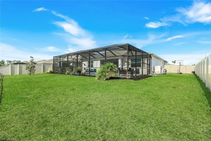 18821 Shimmer Dawn Ct, North Fort Myers, Florida 33917