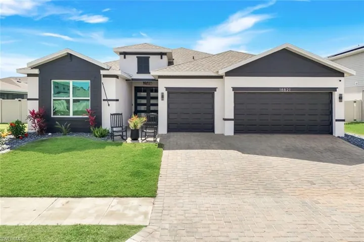 18821 Shimmer Dawn Ct, North Fort Myers, Florida 33917
