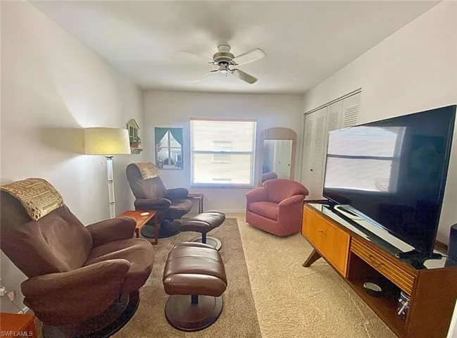 5725  Foxlake  DR, North Fort Myers, FL 33917