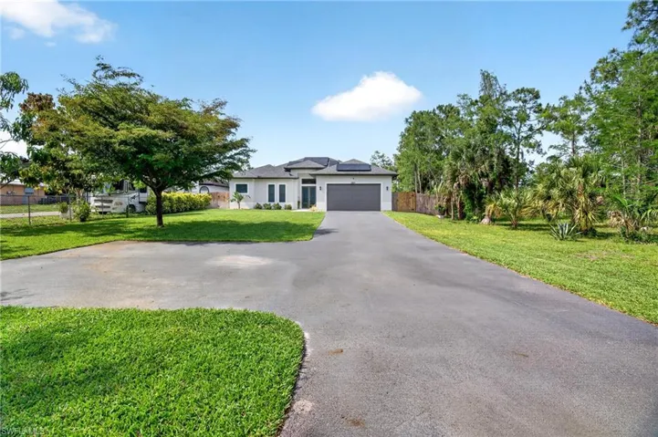 3845  47th NE AVE, Naples, FL 34120
