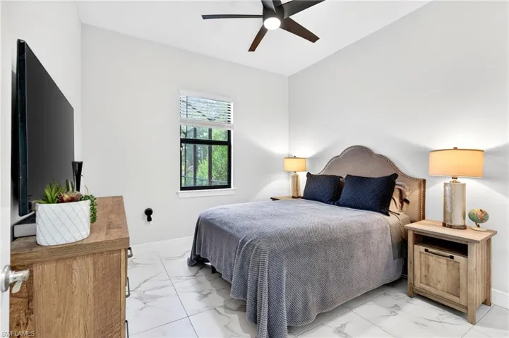 3845  47th NE AVE, Naples, FL 34120