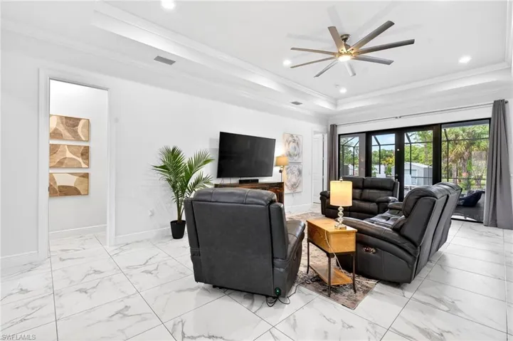 3845  47th NE AVE, Naples, FL 34120