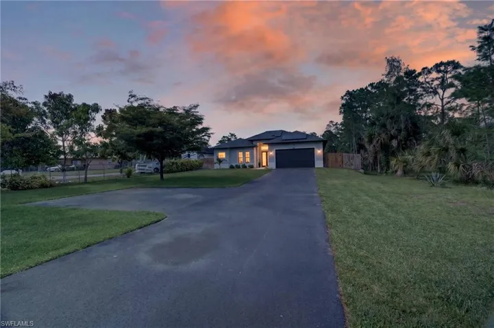 3845  47th NE AVE, Naples, FL 34120