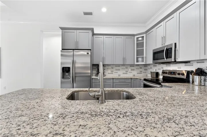 3845  47th NE AVE, Naples, FL 34120