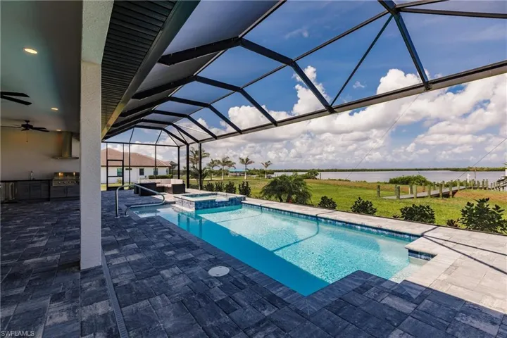 5061 Collingswood Blvd, Port Charlotte, Florida 33948