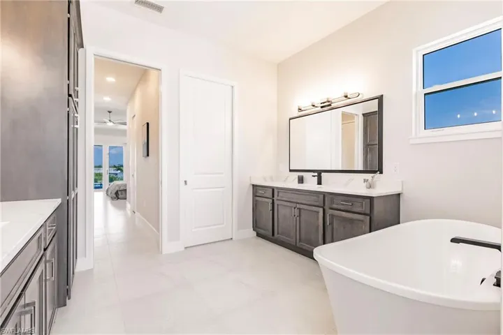 5061 Collingswood Blvd, Port Charlotte, Florida 33948