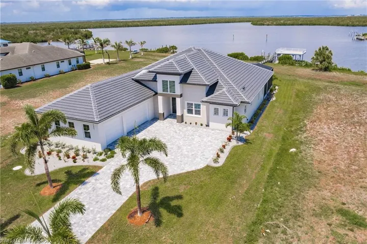 5061 Collingswood Blvd, Port Charlotte, Florida 33948