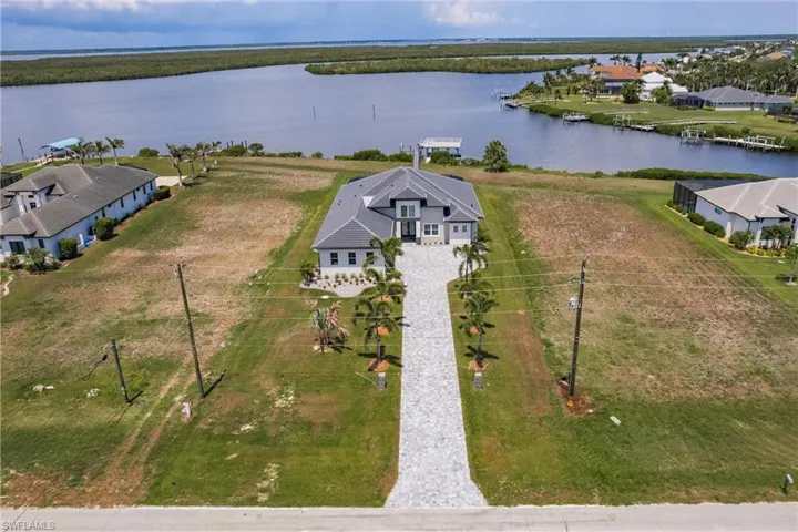 5061 Collingswood Blvd, Port Charlotte, Florida 33948