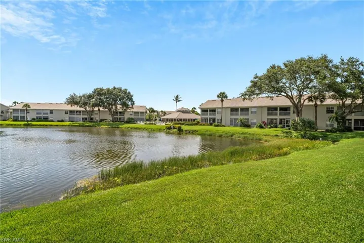 13141  Hamilton Harbour  DR, Naples, FL 34110