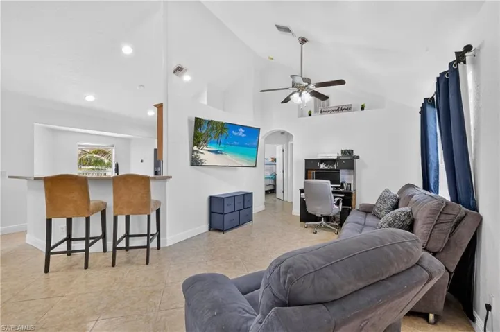 415 Se 15th Ter, Cape Coral, Florida 33990