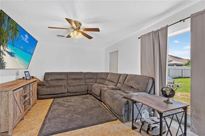 415 Se 15th Ter, Cape Coral, Florida 33990