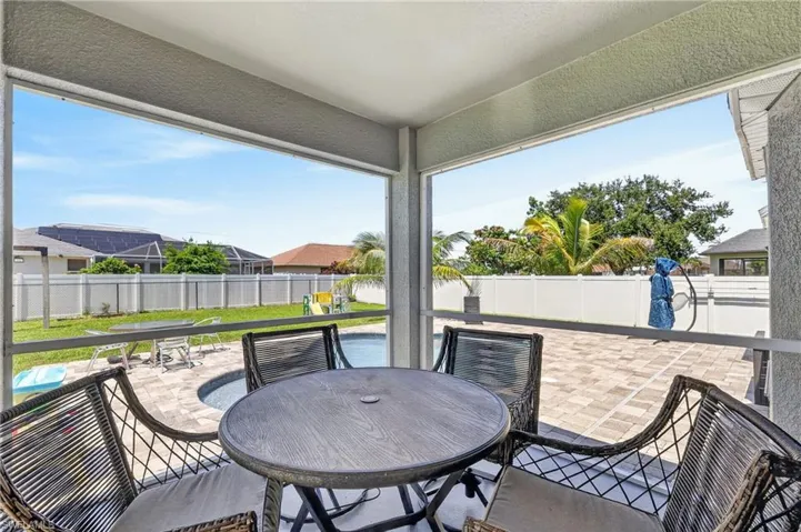 415 Se 15th Ter, Cape Coral, Florida 33990