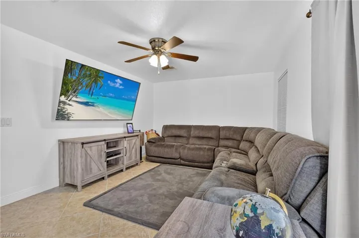415 Se 15th Ter, Cape Coral, Florida 33990