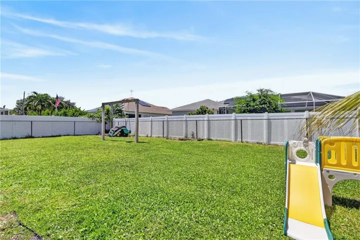 415 Se 15th Ter, Cape Coral, Florida 33990