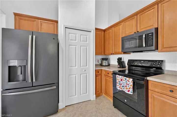 415 Se 15th Ter, Cape Coral, Florida 33990