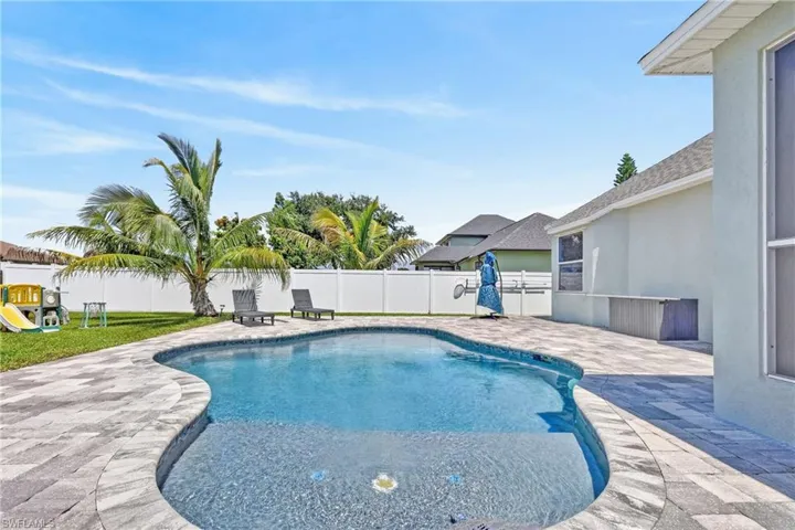 415 Se 15th Ter, Cape Coral, Florida 33990